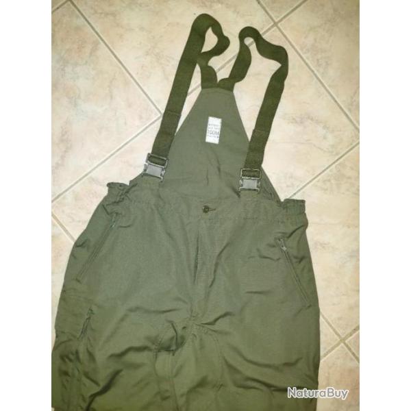 Pantalon montagne kaki taille 108M neuf / taille 52-54