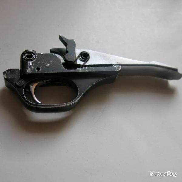 VENDU PAR CUIRASSIER11 SOUS GARDE COMPL�TE    SEMI AUTOMATIQUE SAVANA  CAL12