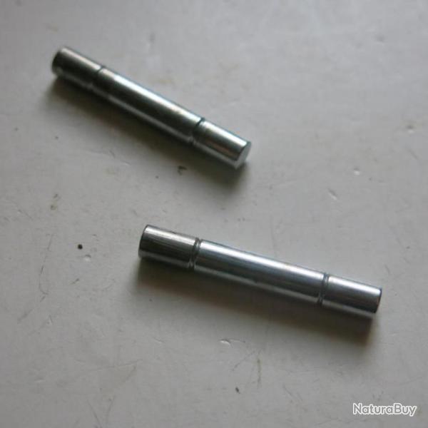 VENDU PAR CUIRASSIER11 PAIRE DE GOUPILLE DE SOUS GARDE DE  SEMI AUTOMATIQUE SAVANA  CAL12