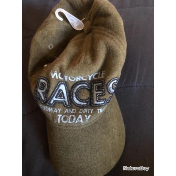 1 casquette kaki enfant 7 / 8 ans benetton (BONNET)
