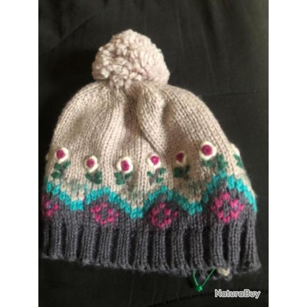 1 bonnet enfant 6 / 7 ans gris violet pompon chaud  benetton