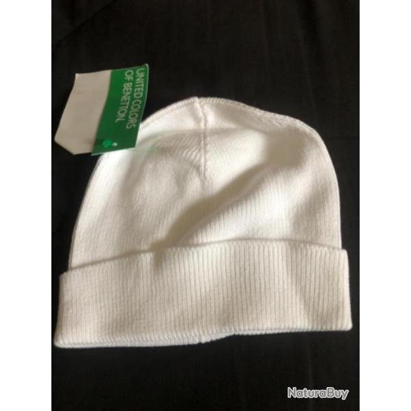 1 bonnet enfant 6 / 7 ans blanc chaud  benetton