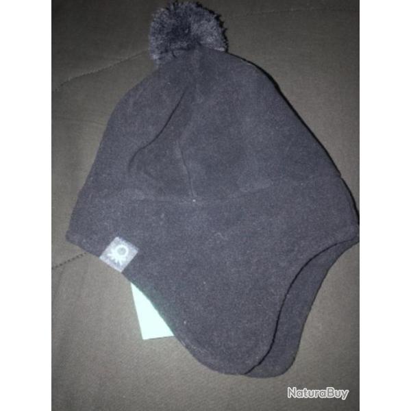 1 bonnet enfant 6 / 7 ans noir, pompon   , chaud benetton