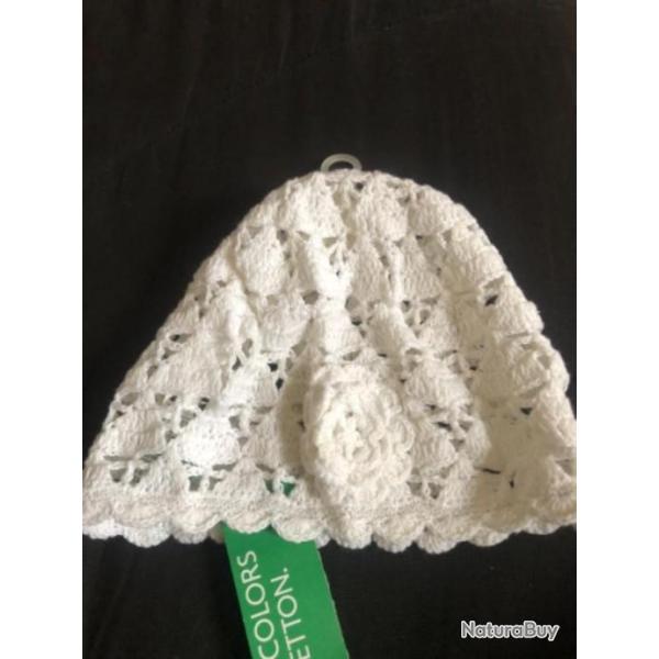 1 bonnet enfant 3 / 4 ans blanc benetton