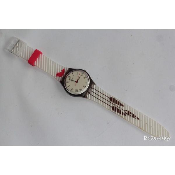 SWATCH Montre Swatch Uhrly GC116 Coucou Suisse