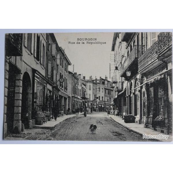 CPA Is�re Bourgoin Rue de la R�publique