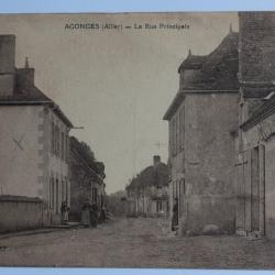 CPA Allier Agonges La rue principale
