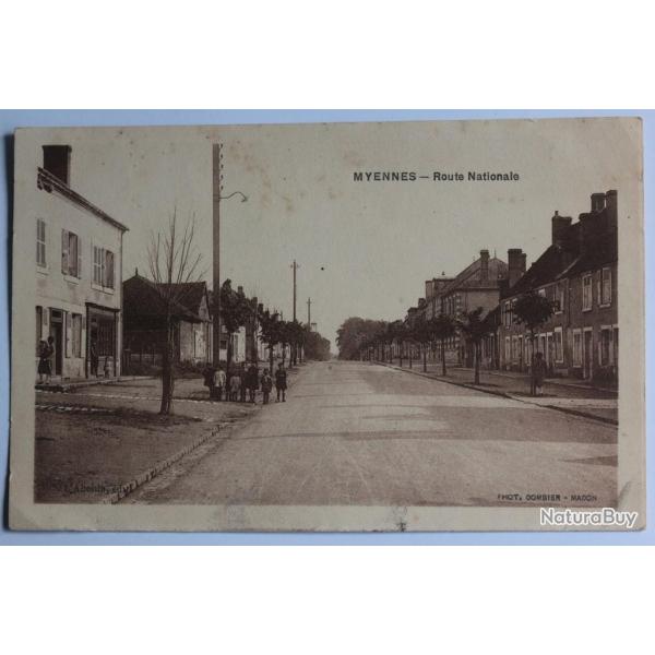 CPA Ni�vre Myennes Route Nationale