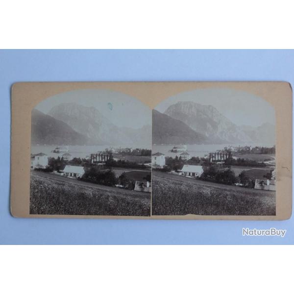 Photographie Vue st�r�o Ort bei Gmunden mit dem Traunstein Autriche