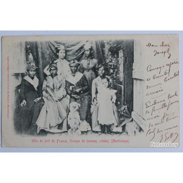 CPA Martinique Ville de fort de France Groupe de femmes cr�oles