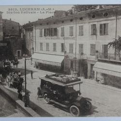 CPA Alpes-Maritimes Lucéram Station Estivale La Place Autobus