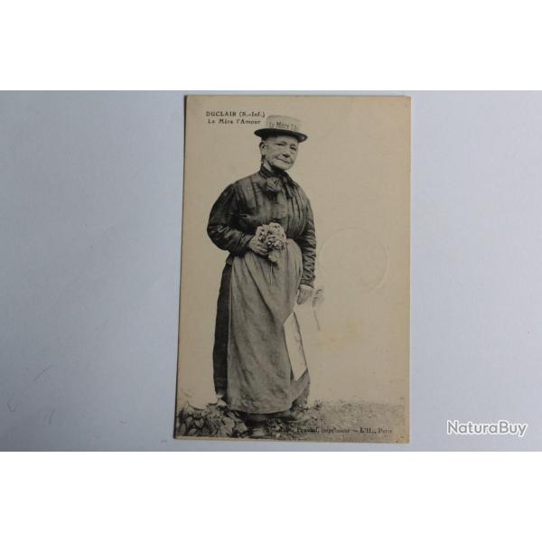 CPA Seine-Maritime Duclair La M�re l'Amour Marchande de journaux