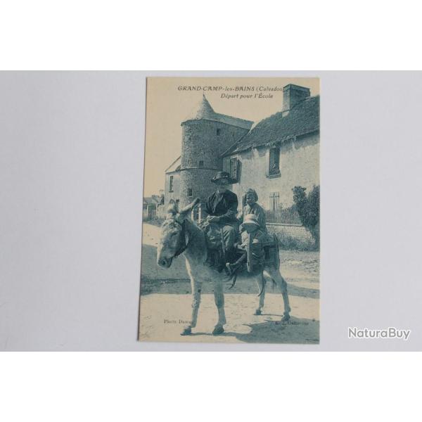 CPA Calvados Grand-Camp-les-Bains D�part pour l'�cole �ne