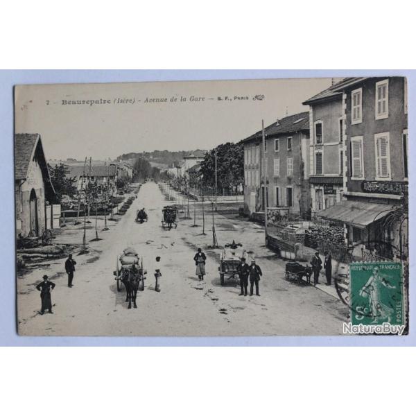 CPA Is�re Beaurepaire Avenue de la gare