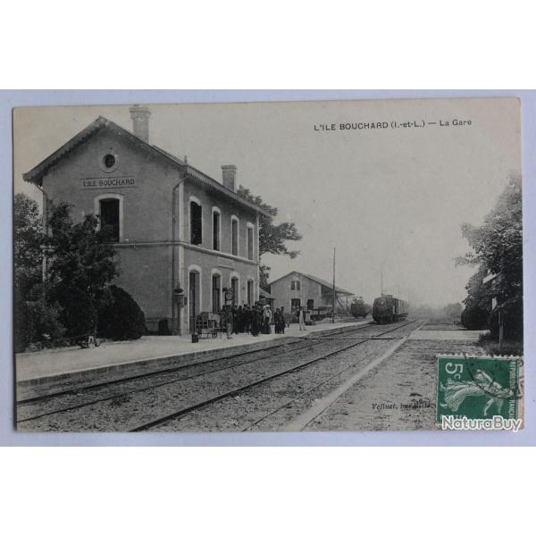 CPA Indre-et-Loire L'ile Bouchard La gare