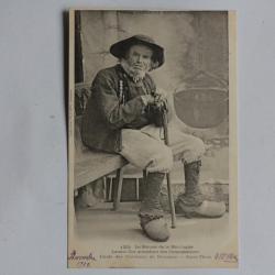 CPA Finistère Saint-Thois Le sorcier de la Montagne Laouic Coz