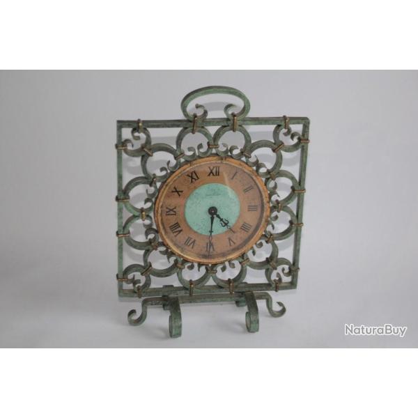 JAEGER LeCOULTRE Pendulette fer forg�