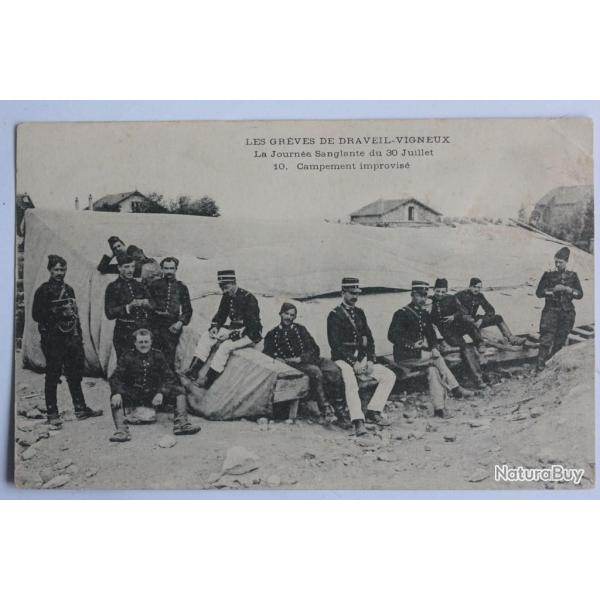 CPA Gr�ves de Draveil-Vigneux Journ�e sanglante Campement improvis�