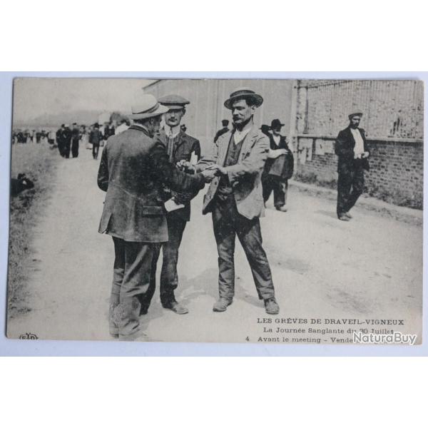 CPA Gr�ves de Draveil-Vigneux Journ�e sanglante Vendeur d'�glantines