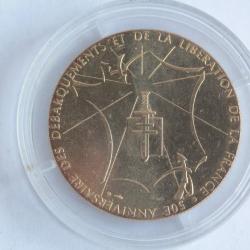 M&eacute;daille 50e Anniversaire des d&eacute;barquements Minist&egrave;re de la D&eacute;fense 1994