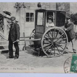 CPA Oise Beauvais Une vinaigrette Carriole &agrave; bras