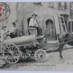 CPA Var Toulon Le torpilleur des rues