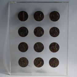 Douze Médailles Fables Jean de la Fontaine