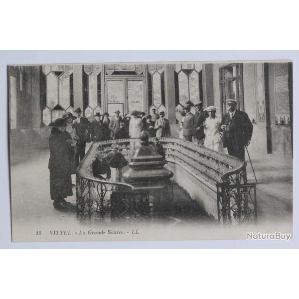 CPA Vosges Vittel La grande source