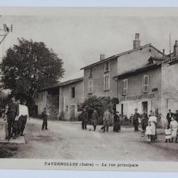 CPA Isère Tavernolles La rue principale Café Restaurant Vigier