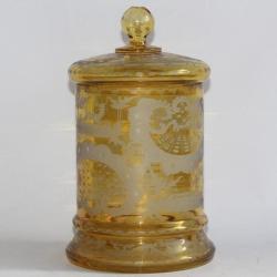 Pot couvert cristal Boh&egrave;me cyn&eacute;g&eacute;tique chasse