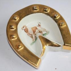 Cendrier Fer &agrave; cheval porcelaine Limoges Chien de chasse