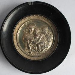 M&eacute;daillon La Vierge &agrave; la Chaise d'apr&egrave;s Rapha&euml;l Religion