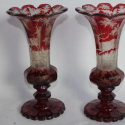 Paire vases cristal Boh&egrave;me cyn&eacute;g&eacute;tique chasse