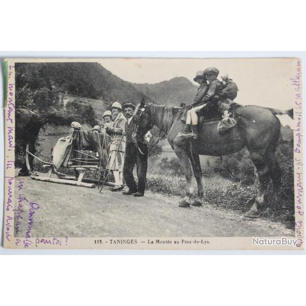 CPA Taninges La Mont�e au Praz-de-Lys Haute-Savoie