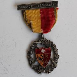 M&eacute;daille de tir argent Sous-Officiers Gen&egrave;ve Suisse