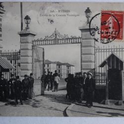 CPA Hyères Entrée de la Caserne Vassoigne