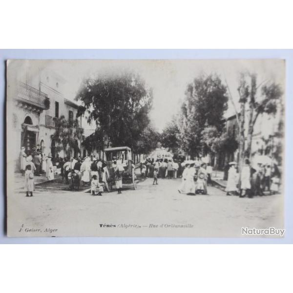 Carte postale ancienne T�n�s Rue d'Orl�ansville Alg�rie