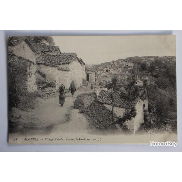 Carte postale ancienne Village Kabyle Taourirt-Amokram Alg�rie