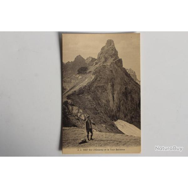 Carte postale ancienne Col d'Emaney Tour Salli�res Suisse