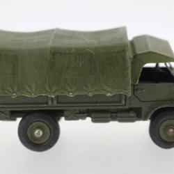 DINKY TOYS 821 Mercedes-Benz Unimog Militaire Jouet