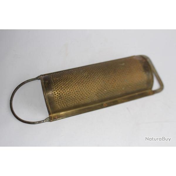 Grande r�pe de cuisine Art populaire