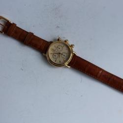 Aerowatch montre Lady Chronographe 1942  plaqu&eacute; or