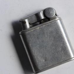 Briquet essence Nova estampill&eacute; minist&egrave;re des Finances