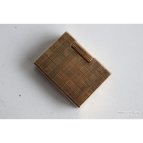 S.T. Dupont briquet plaqu� OR  PEGGY lighter DUPONT