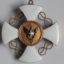 Décoration Ordre de la Couronne d'Italie Croix de commandeur or émaillé