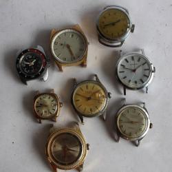 Lot de 8 montres pour horloger a réparer
