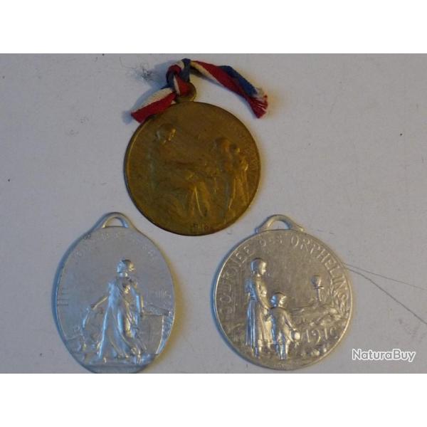 Trois m�dailles de journ�e guerre 1914/18  militaria