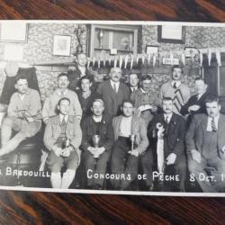 CPA Les Bredouillards Concours de P&ecirc;che 1933