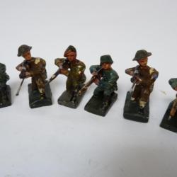 Six soldats en composition DURSO Militaire Jouet Militaria