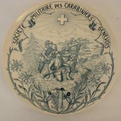 Assiette de tir faïence de Carouge carabiniers Genevois